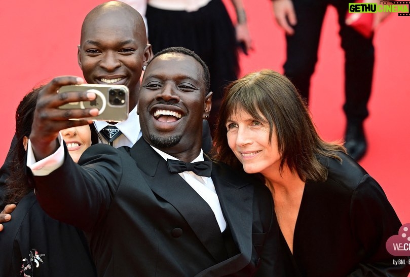 Omar Sy Instagram - Tirailleurs hier soir en ouverture de la sélection “un certain regard” @festivaldecannes 🙏🏿 Cannes La Croisette