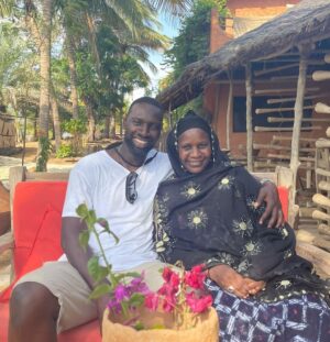 Omar Sy Instagram - Reset with Mama in Motherland 
💚💛❤️