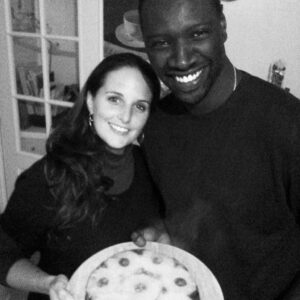 Omar Sy Instagram - Ma Lion Queen,
Ma Meilleur Copain,
Mon Amour,
Aujourd’hui, c’est ton jour 🎂
Pour la 24eme fois, 
je te souhaite un joyeux anniversaire. 
c’est bon ce temps qui passe avec toi…
je t’aime. @mynameishelenesy
