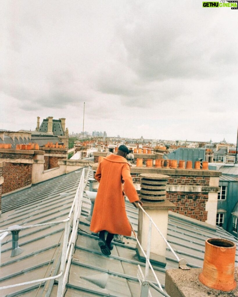 Omar Sy Instagram - Thank you @voguemagazine 📸 @jonasunger Paris, France