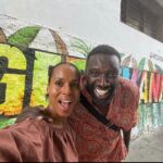 Omar Sy Instagram - ¡Feliz cumpleaños a mi amiga Kerry, con quien compartir en el trabajo y en la vida real es una alegría y un enriquecimiento en todo momento! ¡Le deseo todo lo mejor y más! (Con Gatos 😂😂)