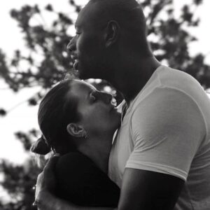 Omar Sy Instagram - Joyeux anniversaire to the love of my Life. Mon assoss Ma meilleure copain Le plus grand & beau cœur que je connaisse. Longue vie à toi , je te souhaite autant de bonheur que ce que tu apportes aux autres… Je te t’aime ❤️ @mynameishelenesy