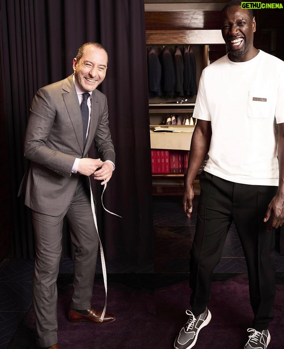 Omar Sy Instagram - - THE #BERLUTI ART OF BESPOKE WITH: OMAR SY - As part of its celebration of creativity and know-how, Berluti supports its friends at different key moments in their careers. This month, the Maison has created a bespoke look for @omarsyofficial. “How can you have both comfort and style, without having to choose? Bespoke is the answer”, says the French Actor as he gets his measurements taken, chooses his favourite fabrics and leathers and tries his suit’s toile and shoes on. For this experience, Omar Sy has been involved in the creative and artisanal process from start to finish, revealing, at the end, his custom-made navy blue suit and Venezia leather buckled ankle boots. Now, he is ready to celebrate the theatrical release of his latest film, The Book of Clarence, directed by Jeymes Samuel. Talent: @omarsyofficial Photography: @zoecassavetes Locations: @hotelalfredsommier, ‘Atelier Grande Mesure Tailleur’, ‘Atelier Sur Mesure Bottier’ #DRESSEDINBERLUTI