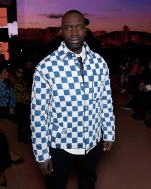 Omar Sy Instagram - Louis Vuitton FW 24-25 Mens Show @louisvuitton 

Congrats @pharrell for an inspiring and beautiful show.