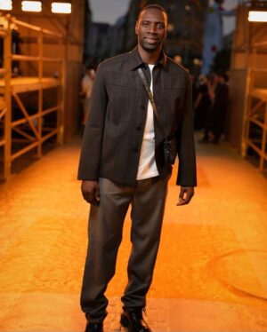 Omar Sy Instagram - Congratulations @Pharrell for your first men’s show @Louisvuitton 
So inspirational. 

#LVmenSS24 #LouisVuitton #PharrellWilliams 

Styled by @ilya.vanzato 
Make up by @anglomamakeup 
Hair by @alexandrinepiel