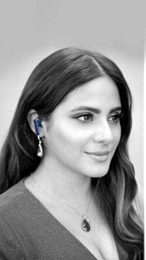 Onima Kashyap Instagram - Step into my world, where each moment unfolds as a unique voyage with my newfound love, itel S9 Pro. Immerse yourself in 40 hours of uninterrupted playback with itel Earbuds S9 Pro, empowering your daily rhythm. Elevate your auditory adventure with AI ENC, ensuring every sound is delivered with pristine clarity. Embrace the essence of your routine and seize the day effortlessly. #itel #itelEarbuds #S9Pro #EnjoyBetterLife
