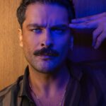 Onur Tuna Instagram - Fotograf: Cem Talu @cemtalu Styling: Taylan Gül @taylangulstyle Saç Makyaj: Osman Nuri Buruk @osmannuriburuk Styling Asist: Dilara İlçin @ilcindilara Simge Rişvan @simgerisvan Mekan: W İstanbul @wistanbul ✌🏻🤍