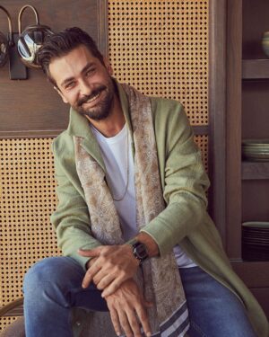 Onur Tuna Instagram - somurtkan değilim, fotoğraflarda gülmeyi pek sevmiyorum o kadar..