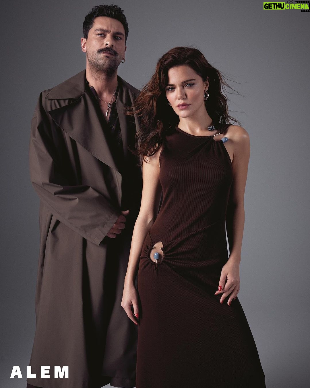 Onur Tuna Instagram - #HilalAltınbilek ve #OnurTuna ile keyifli bir çekimde buluştuk🌟 @hilalaltinbilek @onurtuna Genel Yayın Yönetmeni: @gozdeyorukogluersu Röportaj: @kubricc Fotoğraflar: @jiyankizilboga Styling: @sburcucam & @mina.tanay Saç: @mutluahmet.sinan Makyaj: @burkhu Fotoğraf asistanı: @dogasucu Makyaj asistanı: @arzusezar Prodüksiyon: @ceylanyeniacun Prodüksiyon asistanı: @nazlisancakli