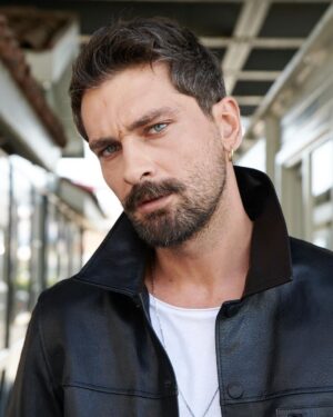 Onur Tuna Instagram - @episodedergi ile yaptığımız keyifli çekim çıktı!! @larasayilganofficial @obenbudak @ugurkiral @karpooz
