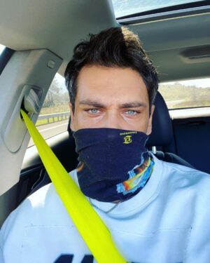 Onur Tuna Instagram - beni yen diye beklerken buldum kendimi