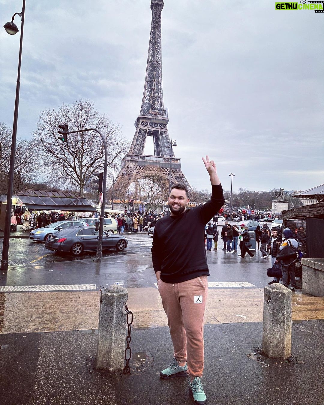 Oussama Ramzi Instagram - PARIS ✌️ Paris, France
