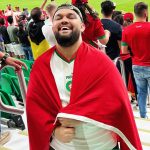 Oussama Ramzi Instagram – هاد الشعب كايتنفس الكورة و كايعيش تفاصيلها بواحد الطريقة عجيبة ، الإحساس اللي كان فالتيران البارح ماشي طبيعي من النشيد اللي هز الملعب للتشجيع طيلة تسعين دقيقة . شكرا للعابة اللي عطاونا فرحة عمر ننساوها و تقاتلو و كان سبوعة و شكرا لأحسن راس لاڤوكا فالدنيا ❤️❤️🇲🇦🇲🇦