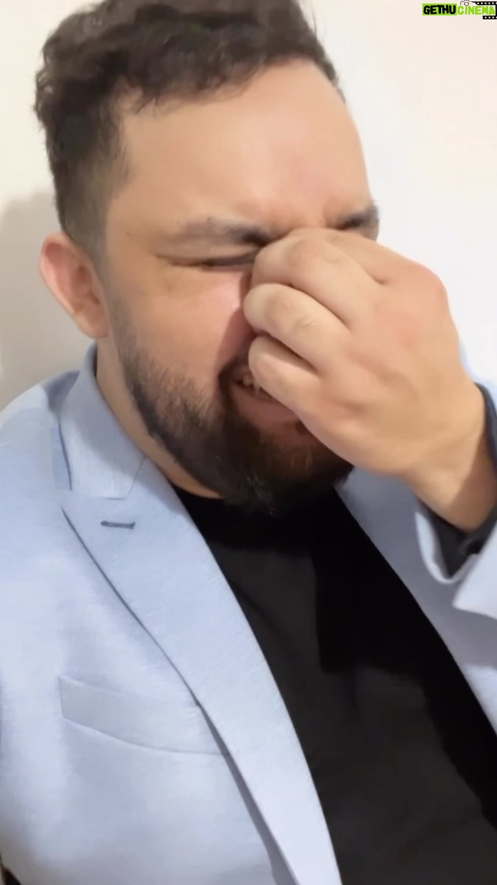 Oussama Ramzi Instagram - الفنانين المغاربة في البرامج التلفزية 😂😂