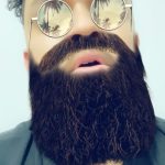 Oussama Ramzi Instagram - لنغير العالم بحال سيمو لايف