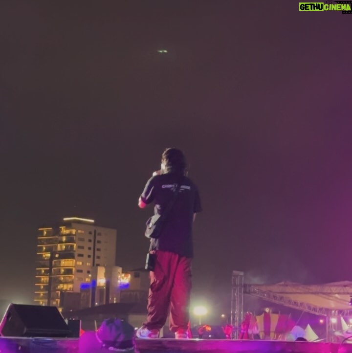Oussama Ramzi Instagram - What a night !! ❤️ Wald L’blad 🇲🇦🇲🇦 Abidjan, Cote d'Ivoire