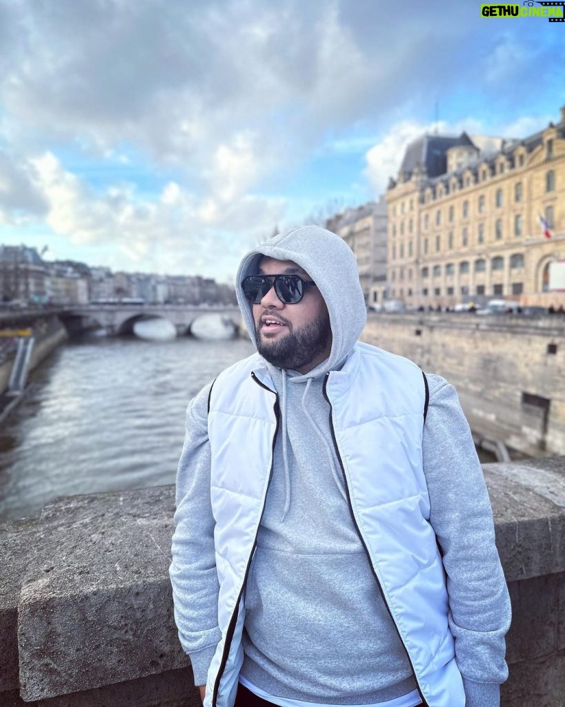Oussama Ramzi Instagram - PARIS ✌️ Paris, France