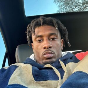Ovie Soko Instagram - Thank God for more life 
Thank my family for Love
Thank myself for never giving up 
🙏🏿32