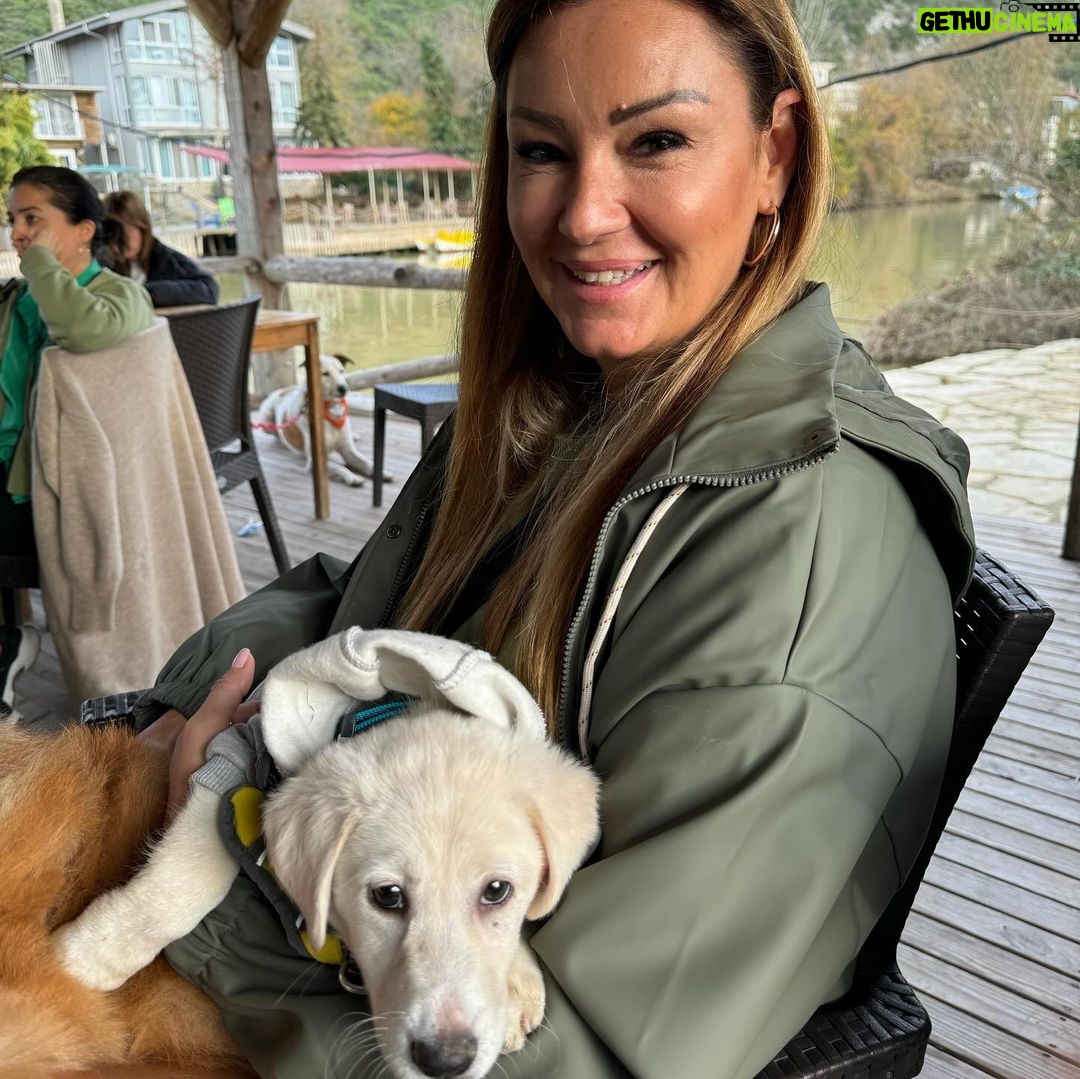 Pınar Altuğ Instagram - Yeni çocukla Haftasonu Dump… @yaamuratacan Ağva Şile
