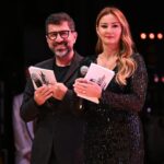 Pınar Altuğ Instagram - Dün akşam Uluslararası Suç ve Ceza Film Festivalinin açılış gecesi sahnesindeydik @hbilgin @uscff_icapff Elbisem @rasitbagzibagli Ayakkabılarım @jabotter Saç @hairgameofficial #reklam Cemal Resit Rey ( CRR )
