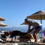 Pınar Altuğ Instagram – Dünya Yoga Günü kutlu olsun❤️ 2,5 semne önce başlayan bu serüven ömür boyu sürsün🥰 Canım hocalarım iy ki yollarımız kesişmiş 🧘♀️