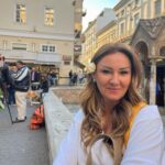 Pınar Altuğ Instagram - Sevgilimin gözünden ❤️ @yaamuratacan Athens, Greece