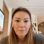 Pınar Altuğ Instagram - Her yerden bilgi akışı var ama nereyi okuyacağımızı,ne yapacağımızı şaşırıyoruz.Buraya koyarsam belki daha etkili olur 🙏🏻🙏🏻🙏🏻