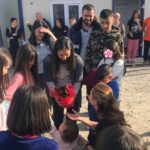 Pınar Altuğ Instagram - İlk andan itibaren tüm imkanlarıyla çalışanlarının yanında olan,hadi kadınlar gününde kadınların yanında olmaya gidelim dediğimde hemen harekete geçen,beni yalnız bırakmayan canımm @zeyneponeren @baranoneren sizi ne kadar sevdiğimi kelimelerle anlatamam ama siz biliyorsunuz @korumaklor @korumatemizlik çalışanları,Bahri bey,Derya,Ayse,Yusuf Bey,Muhammed abi,Ümit 🙏🏻🙏🏻🙏🏻 @imerozer Ayağınıza taş değmesin 🙏🏻