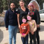 Pınar Altuğ Instagram - Mahalle arasında denk geldiğim koşup bana sarılan çocuklar,yol kenarında denk geldiğim kadınlar,mesire alanını çadırkente çevirenler🙏🏻🙏🏻🙏🏻 Hatay Antakya