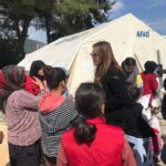 Pınar Altuğ Instagram – HATAY kalbimi sende bıraktım🙏🏻 Koşup bana sarılan çocuklar,herşeye rağmen aslan gibi sağlam duran kadınlar,herkese tek tek ismiyle hitap edip herşeye yetişmeye çalışan komutanım,Türk kadınının gücünü gösteren Türkiyenin en genç muhtarı olmaya aday Özlemcim,doğumgününü çocuklara pasta göndererek kutlayan Halil abi,gönüllü öğretmenler❤️❤️❤️❤️❤️ Hepiniz iyi ki varsınız🙏🏻🙏🏻🙏🏻 #Hatay #Aktepe Aktepe, Hatay, Turkey