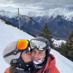 Pınar Altuğ Instagram - Kayak tatili Dump… Alpe d'Huez
