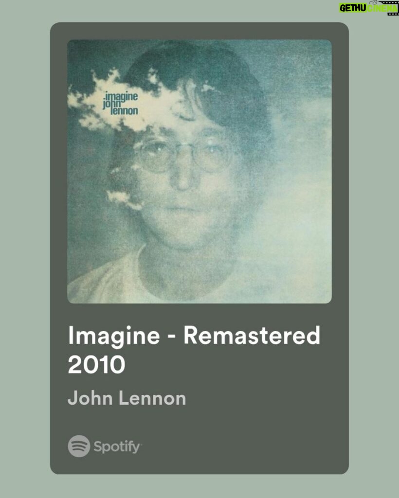Pınar Deniz Instagram - John Lennon is not dead.