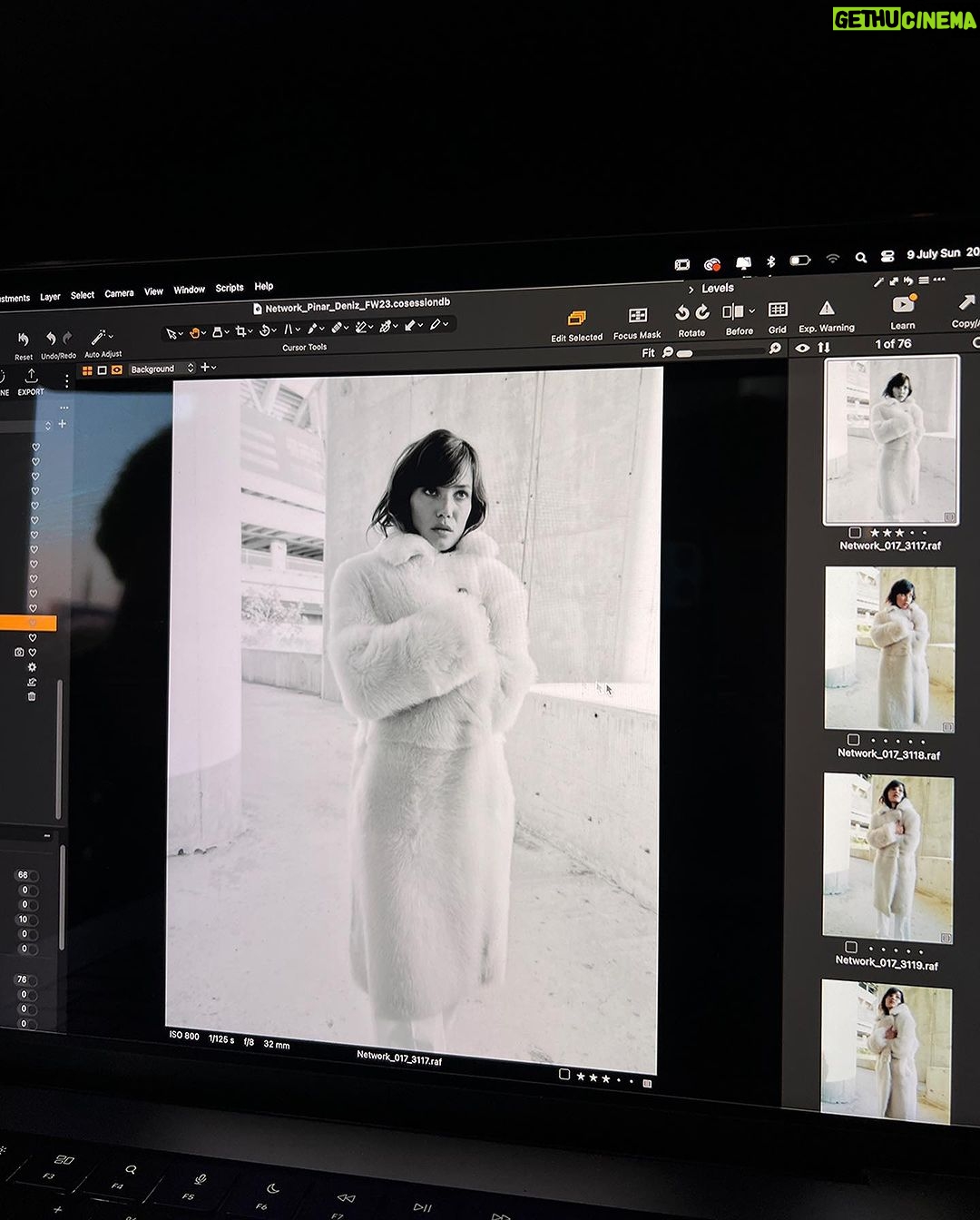 Pınar Deniz Instagram - @networkonline Kadrajın dışında kalanlar🖤