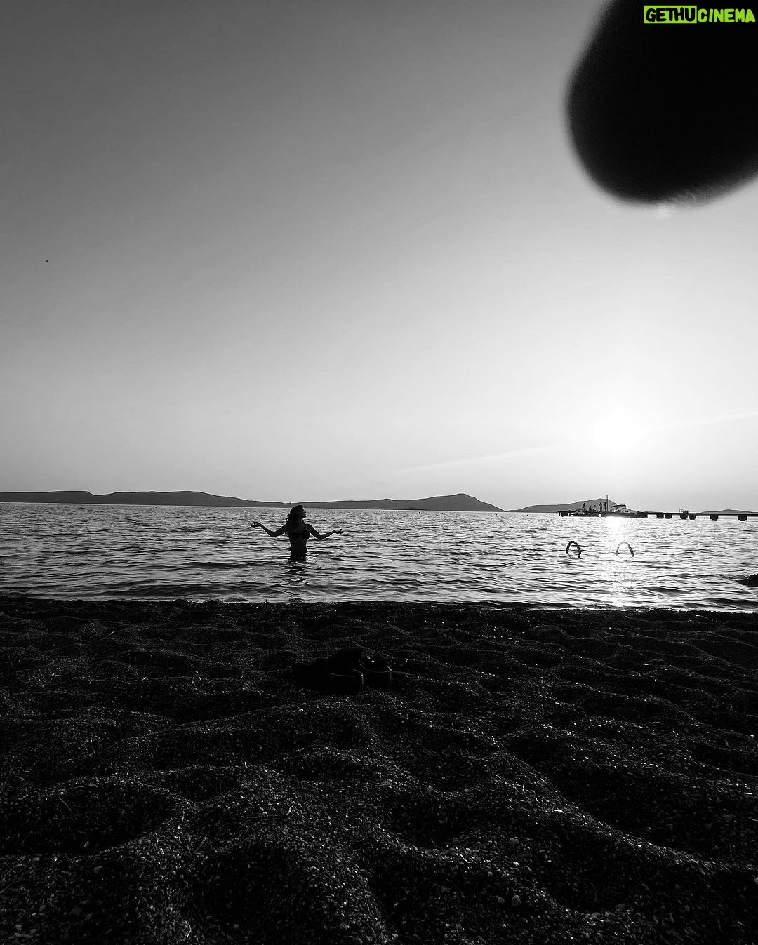 Pınar Deniz Instagram - Bi baktım tatilim olmuş tb.. Şükran doluyum 🤍 23’ Yaz