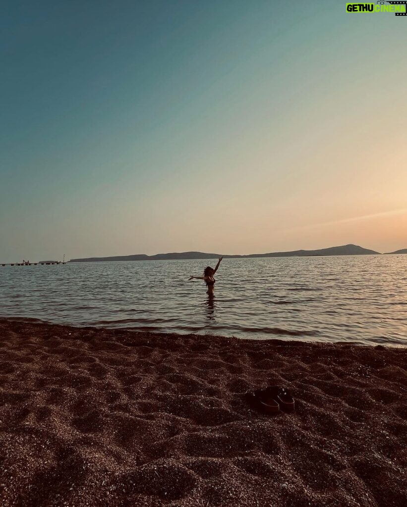 Pınar Deniz Instagram - Bi baktım tatilim olmuş tb.. Şükran doluyum 🤍 23’ Yaz