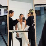 Pınar Deniz Instagram – @lorealparis ailesiyle rekorlara doymadığımız bir yılın ardından 💜🤍🖤