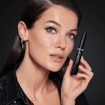 Pınar Deniz Instagram – @lorealparis ailesiyle rekorlara doymadığımız bir yılın ardından 💜🤍🖤