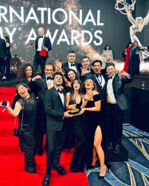 Pınar Deniz Instagram - We did it!🔥
@iemmys