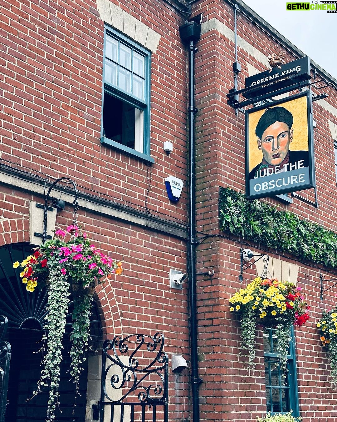 Pınar Deniz Instagram - Yağmura hazırlıksız yakalananlar. 30.07.23’ England Oxford, UK