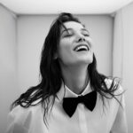 Pınar Deniz Instagram - Ve 30. ‘Gözlerimin etrafındaki çizgiler artık belli oluyor’ yaşına giriş yapmış bulunmaktayım. Yaşanacak her an için heyecanlıyım. Kutlu olsun🤍🥂