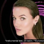 Pınar Deniz Instagram - Bakışlarımın sırrını paylaşmaya hazırım! Kirpiklerimi anında uzatip lifting etkisi yaratan yeni maskaram: L’Oréal Paris Telescopic Lift🖤 Sen de hemen keşfet, bakışlarına yeni bir boyut kat! @lorealparis #işbirliği