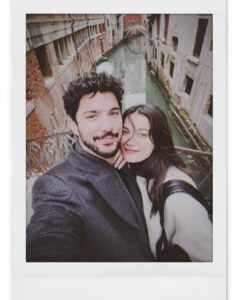 Pınar Deniz Instagram - Mutlu yıllar. Mutlu bir yıl olsun♥️ 31.12.22’ Venice.