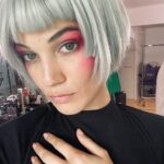 Pınar Deniz Instagram - Aktris şimdi @disneyplustr ‘de 8 bölüm birden yayındaaaaaaaaaa🔪 Hadi izleyin💙 (Bu ara biraz paylaşım yağmuruna tutacağım sizi🤭)