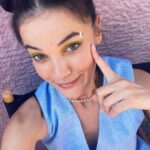 Pınar Deniz Instagram - Aktris şimdi @disneyplustr ‘de 8 bölüm birden yayındaaaaaaaaaa🔪 Hadi izleyin💙 (Bu ara biraz paylaşım yağmuruna tutacağım sizi🤭)
