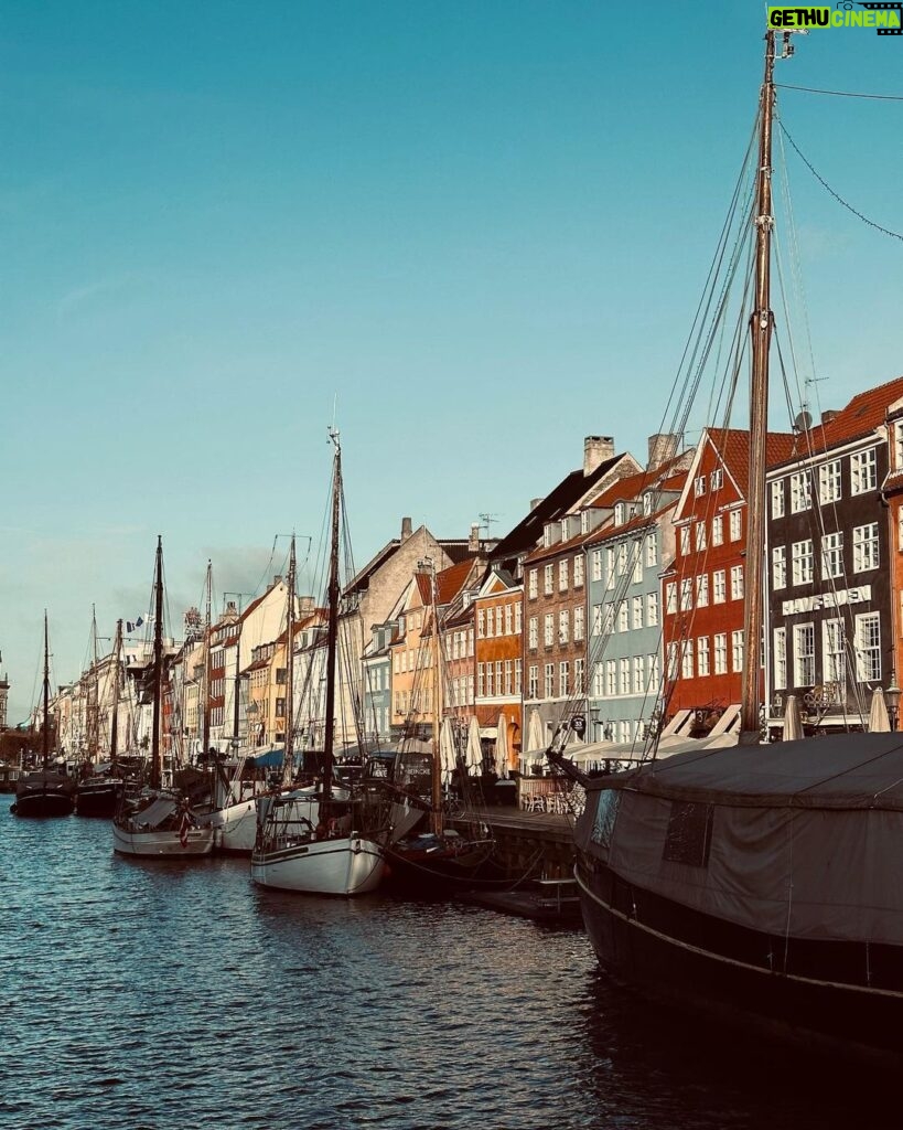 Pınar Deniz Instagram - Anı biriktirmek ne güzel şey. 31.01.23’ Copenhagen. Copenhagen København
