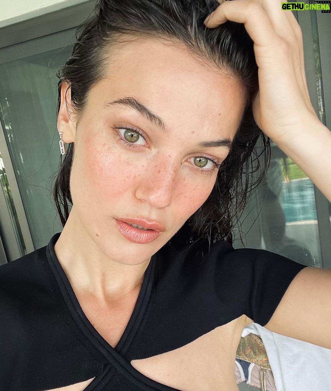 Pınar Deniz Instagram - Ben yine yazı özlerim🏖️
