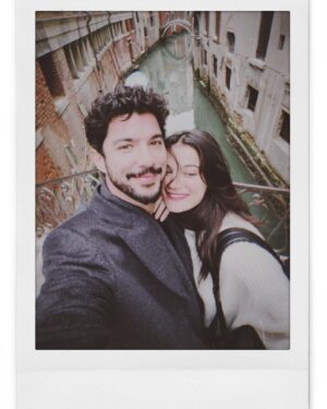 Pınar Deniz Instagram - Mutlu yıllar.
Mutlu bir yıl olsun♥️
31.12.22’ Venice.