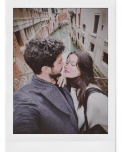 Pınar Deniz Instagram - Mutlu yıllar. Mutlu bir yıl olsun♥️ 31.12.22’ Venice.