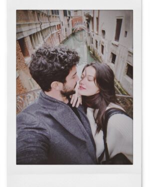 Pınar Deniz Instagram - Mutlu yıllar.
Mutlu bir yıl olsun♥️
31.12.22’ Venice.