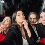 Pınar Deniz Instagram – Yılın son ‘Yargı’sı bu akşam♥️
Aslında ne fotolaaar ne videolaaar var da işte😂
Hadi insaflı davrandım😈